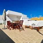 Tia Anica House I - With Terrace In Village Fuseta