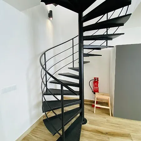 Tia Anica House I - With Terrace In Village Vakantiehuis *