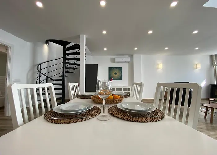 Tia Anica House I - With Terrace In Village